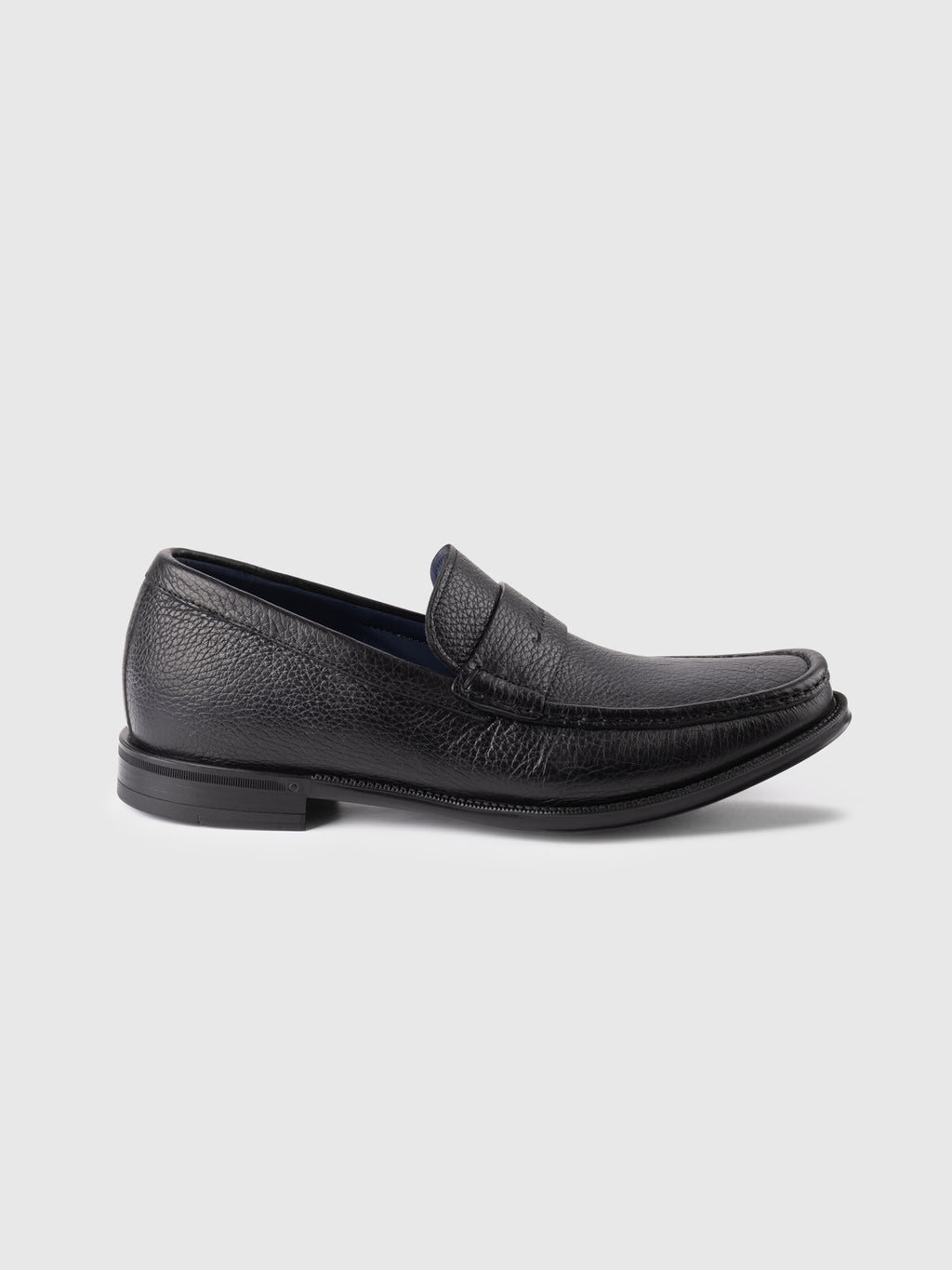 Signature Loafer
